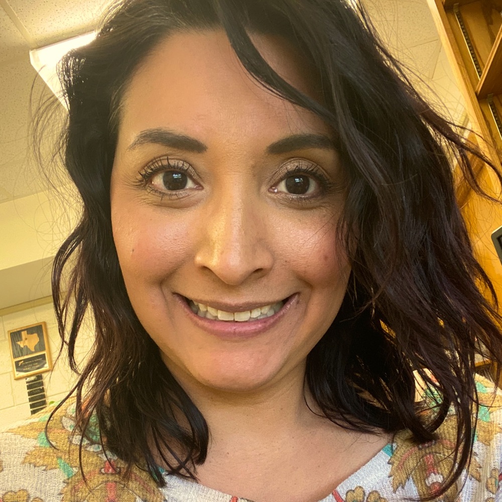 Meet your Posher, Nicole